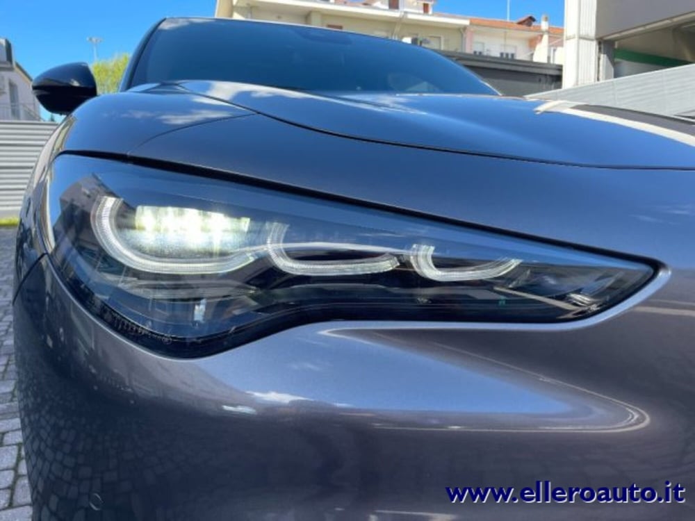 Alfa Romeo Stelvio usata a Cuneo (20)