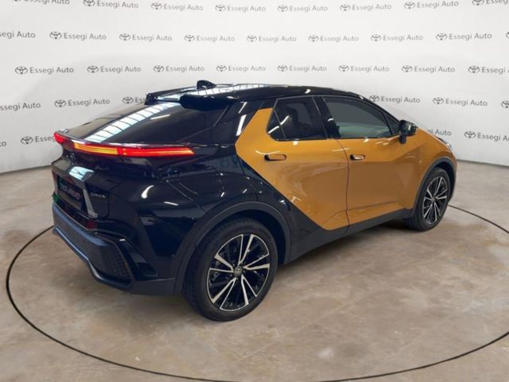 Toyota Toyota C-HR usata a Vercelli (16)
