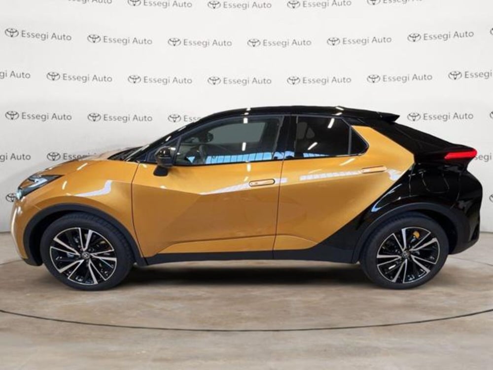 Toyota Toyota C-HR usata a Vercelli (3)