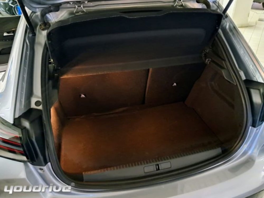 Peugeot 208 usata a Napoli (18)