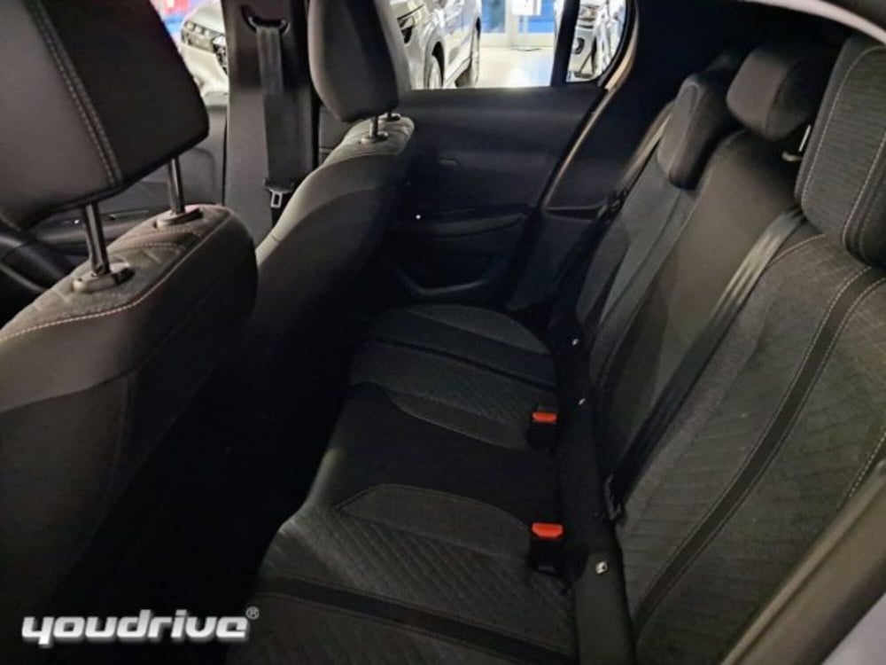 Peugeot 208 usata a Napoli (8)