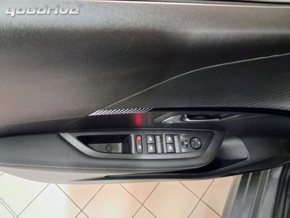 Peugeot 208 usata a Napoli (15)