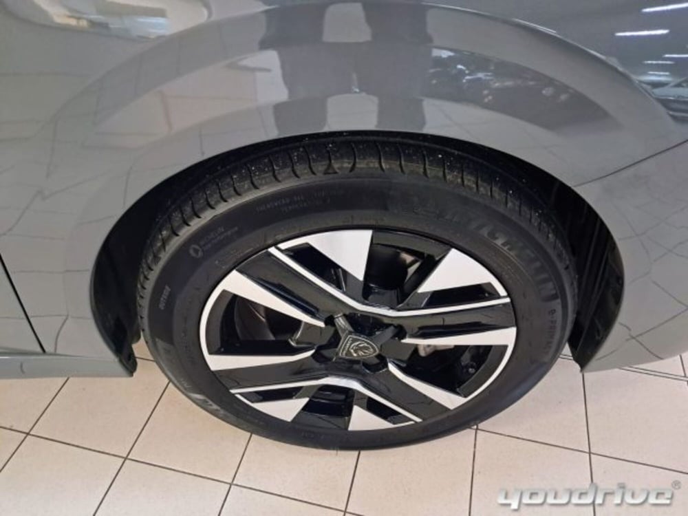 Peugeot 208 usata a Napoli (19)