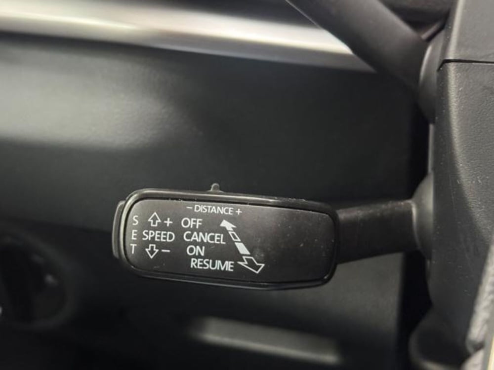Skoda Karoq usata a Como (11)
