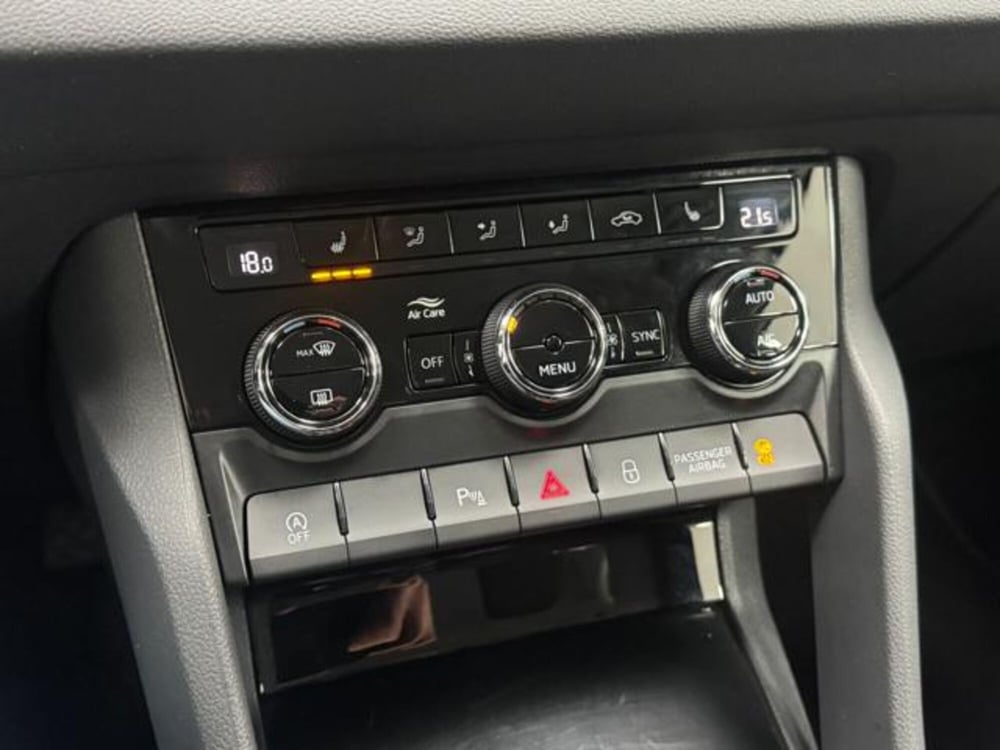 Skoda Karoq usata a Como (17)