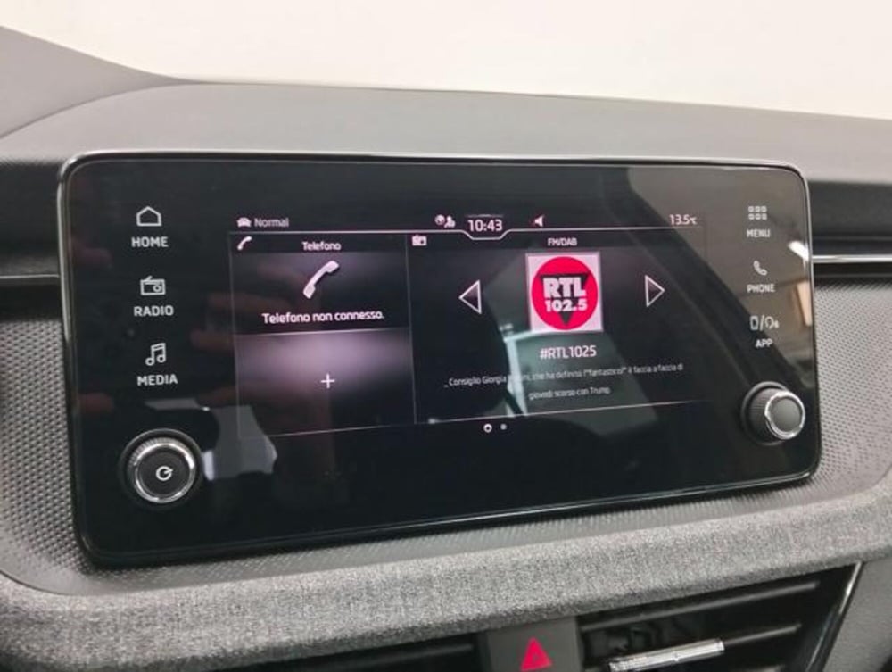 Skoda Kamiq usata a Como (12)