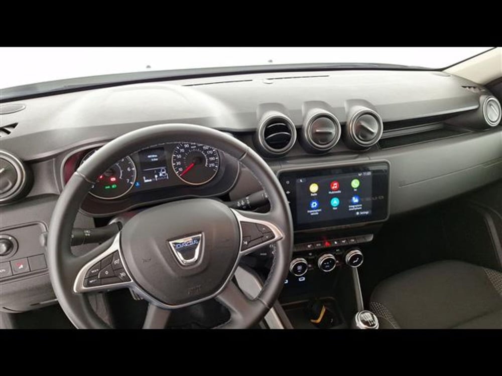 Dacia Duster usata a Milano (14)