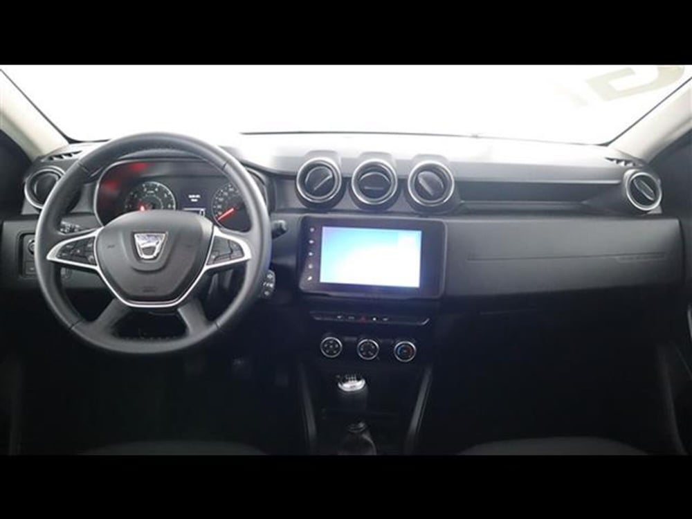 Dacia Duster usata a Piacenza (14)