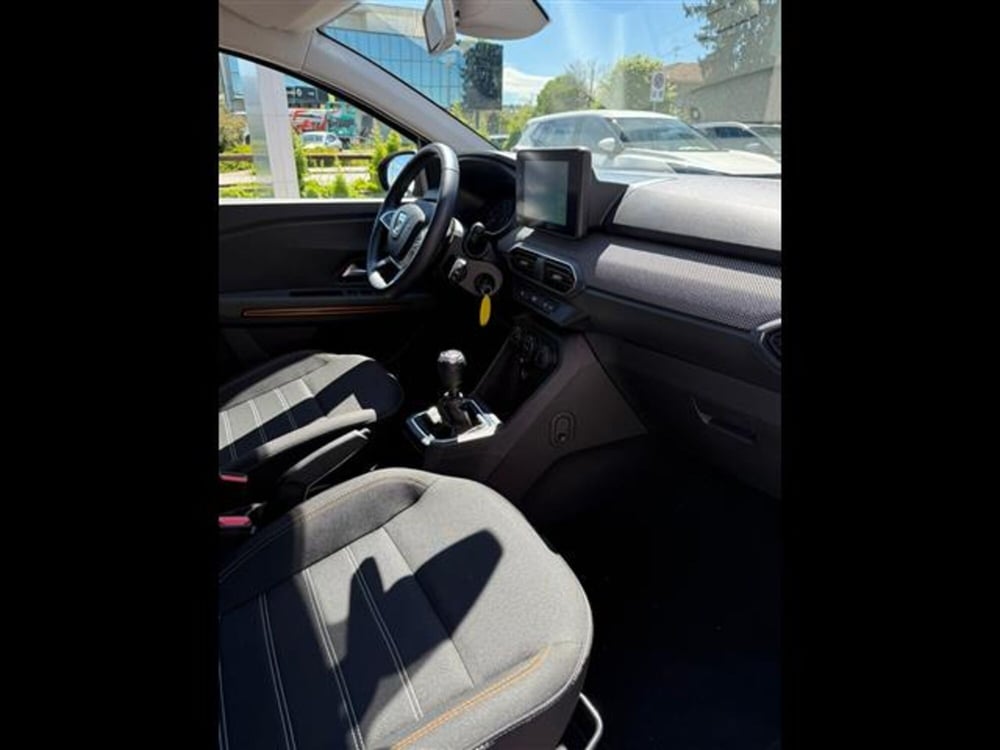 Dacia Sandero usata a Asti (9)