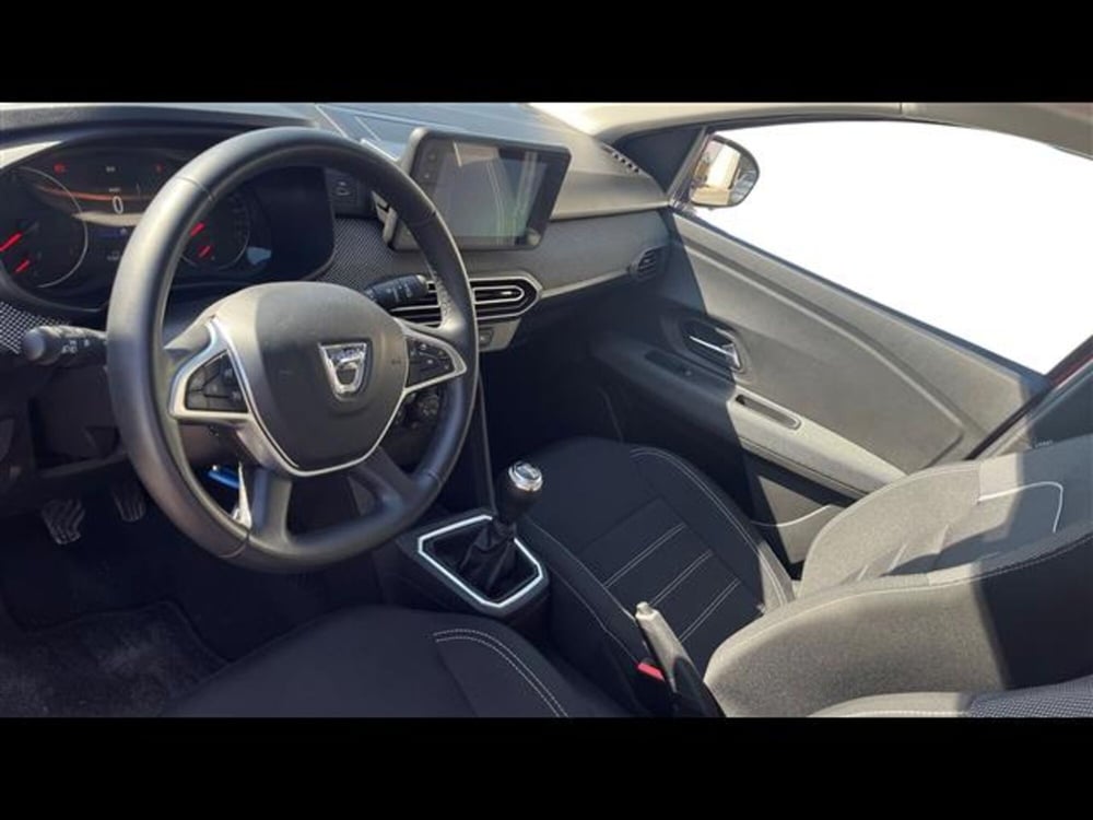 Dacia Sandero usata a Catania (10)