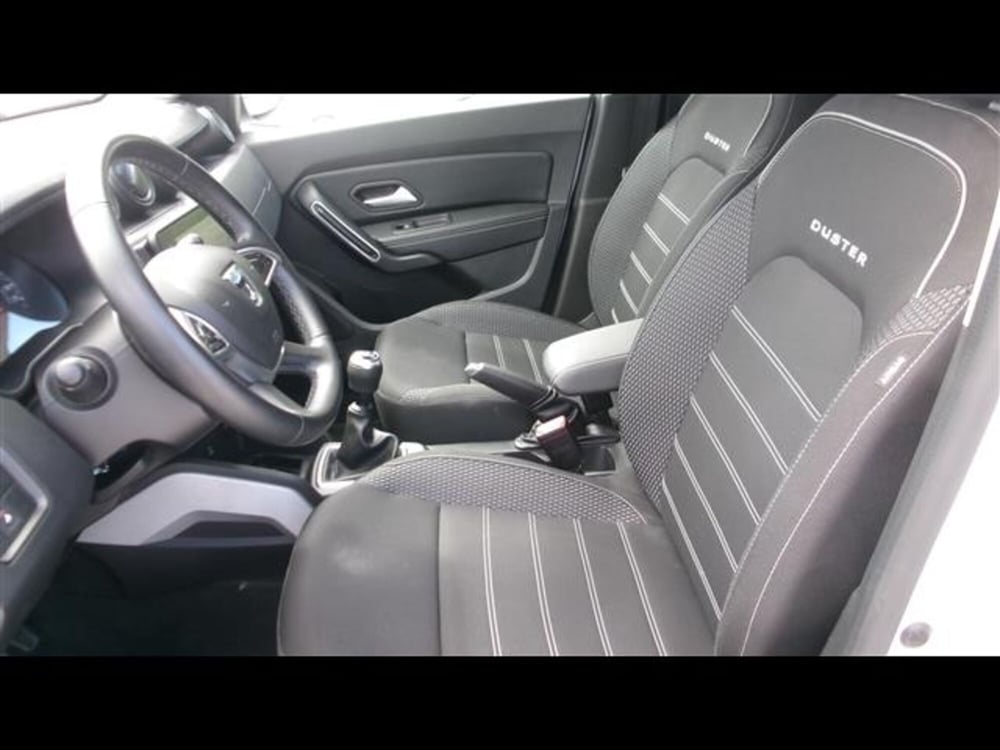 Dacia Duster usata a Firenze (7)