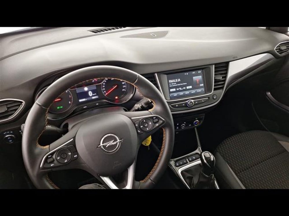 Opel Crossland X usata a Milano (15)