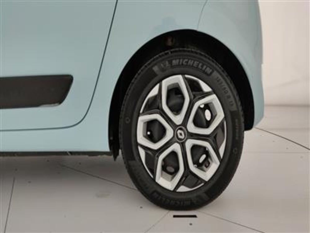 Renault Twingo usata a Bari (12)