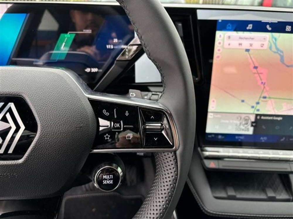 Renault Scenic E-Tech Electric nuova a Pavia (12)
