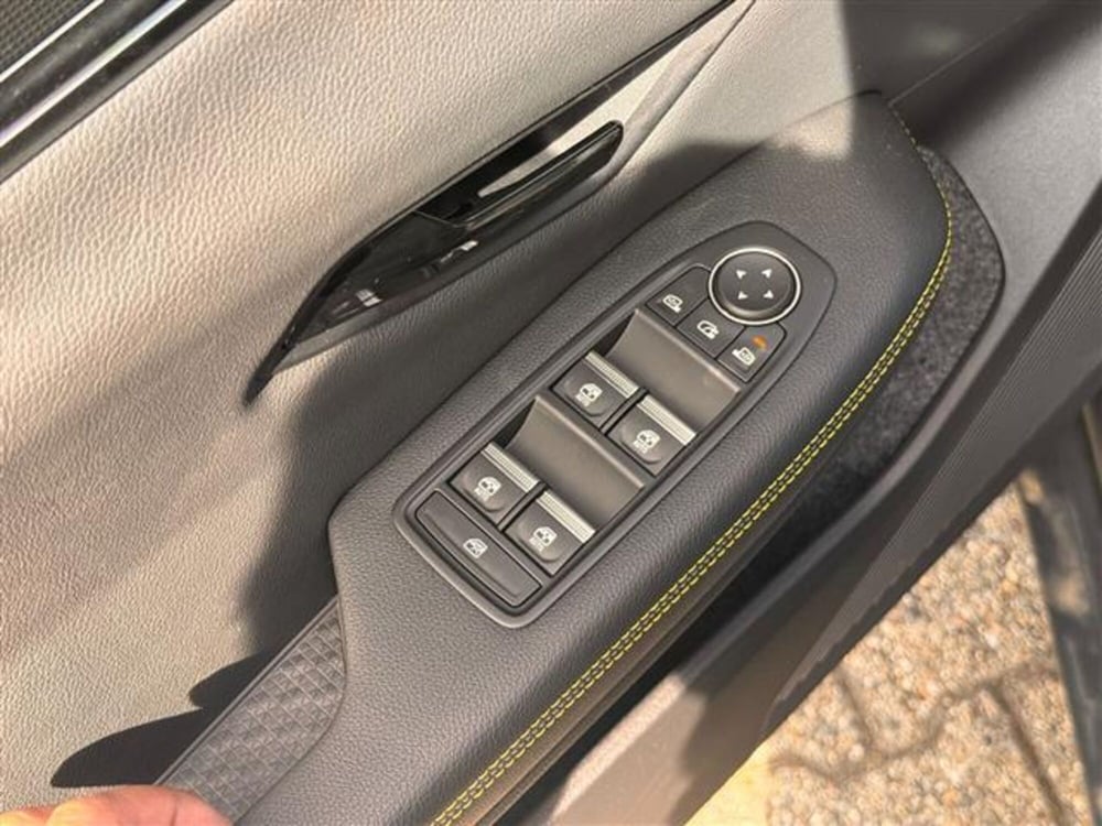 Renault Scenic E-Tech Electric nuova a Pavia (12)