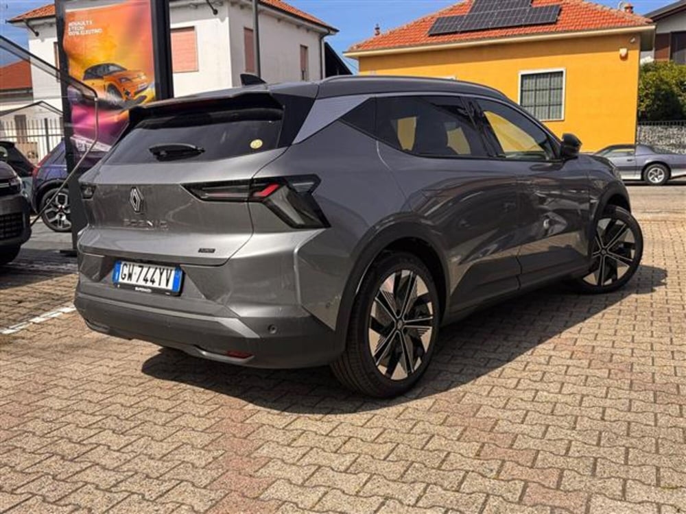 Renault Scenic E-Tech Electric nuova a Pavia (3)