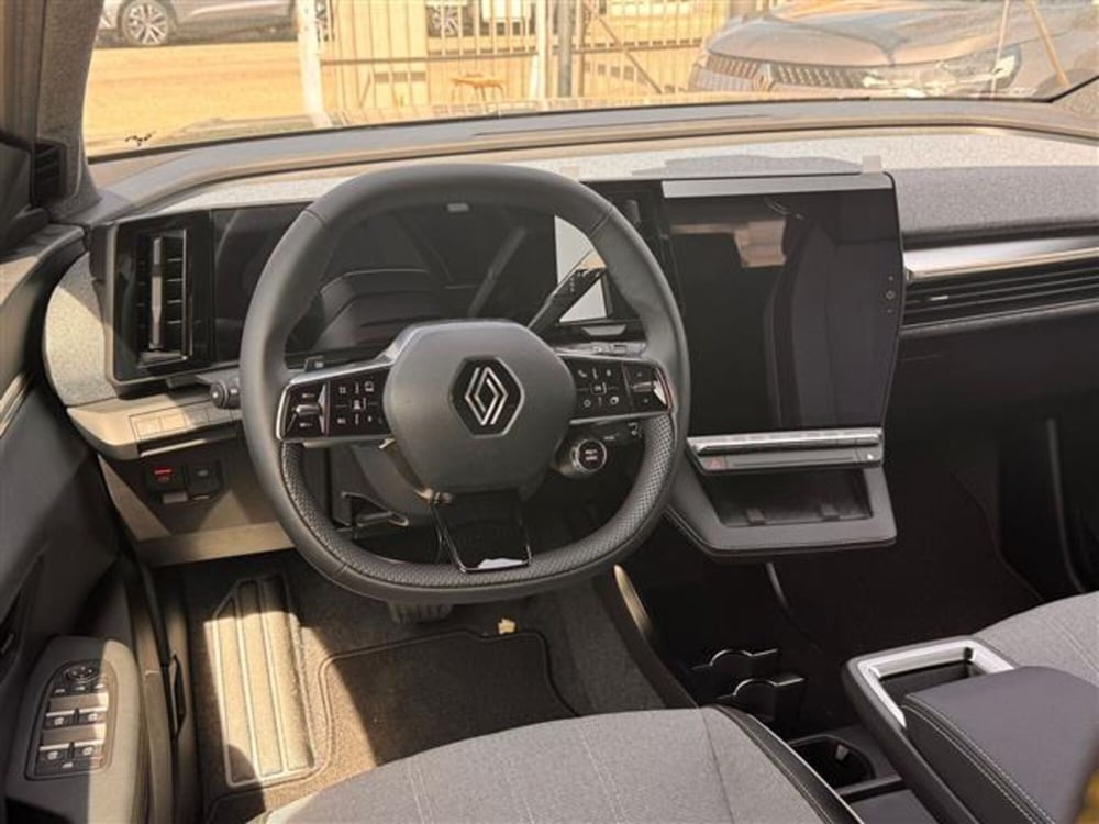 Renault Scenic E-Tech Electric nuova a Pavia (6)