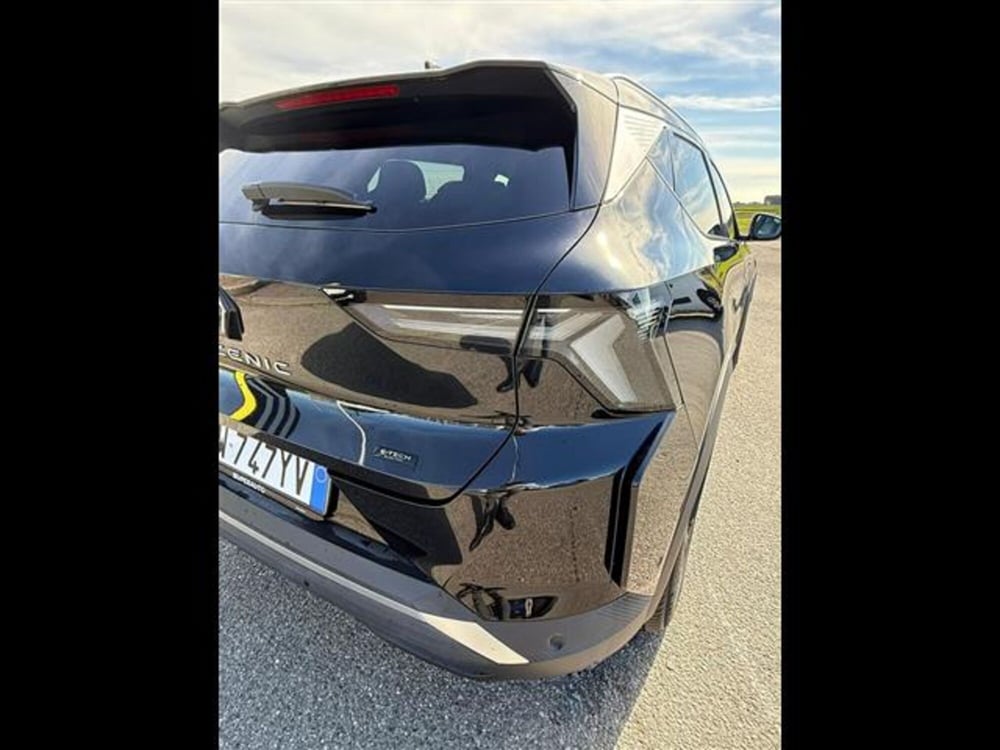 Renault Scenic E-Tech Electric nuova a Pavia (10)