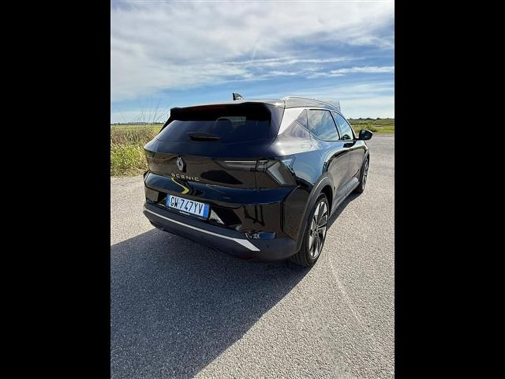 Renault Scenic E-Tech Electric nuova a Pavia (11)