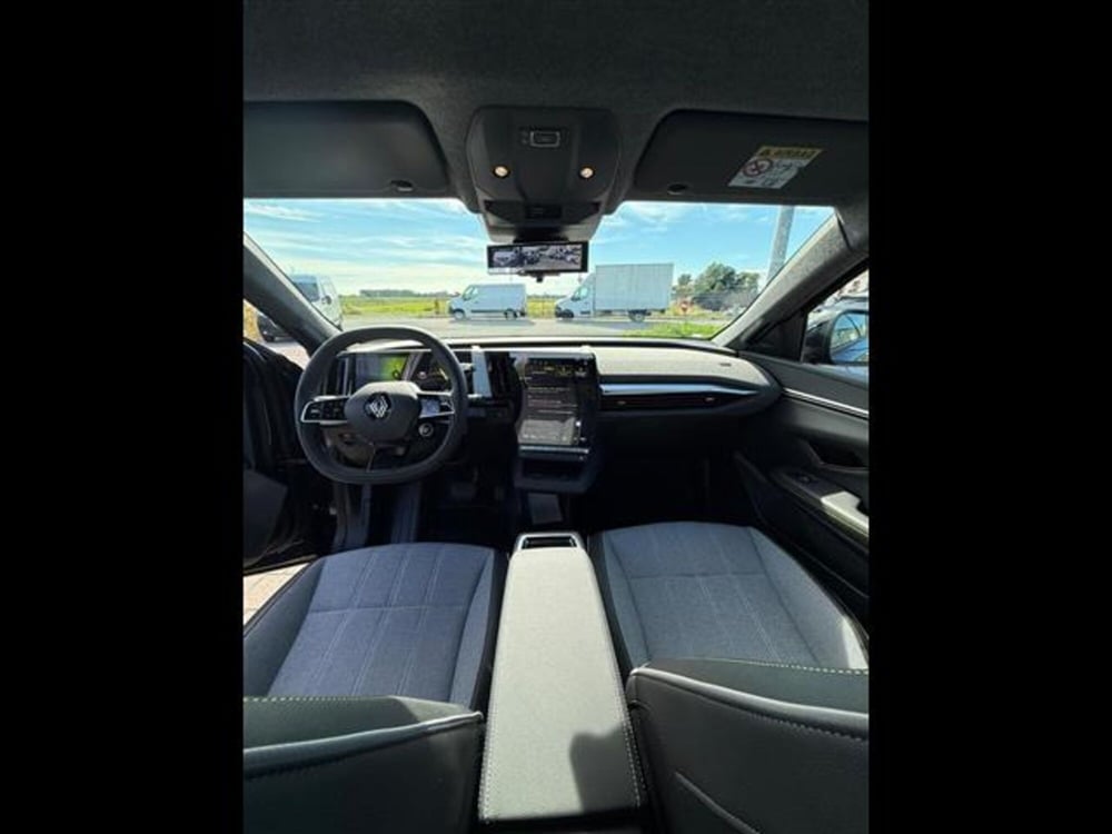 Renault Scenic E-Tech Electric nuova a Pavia (13)