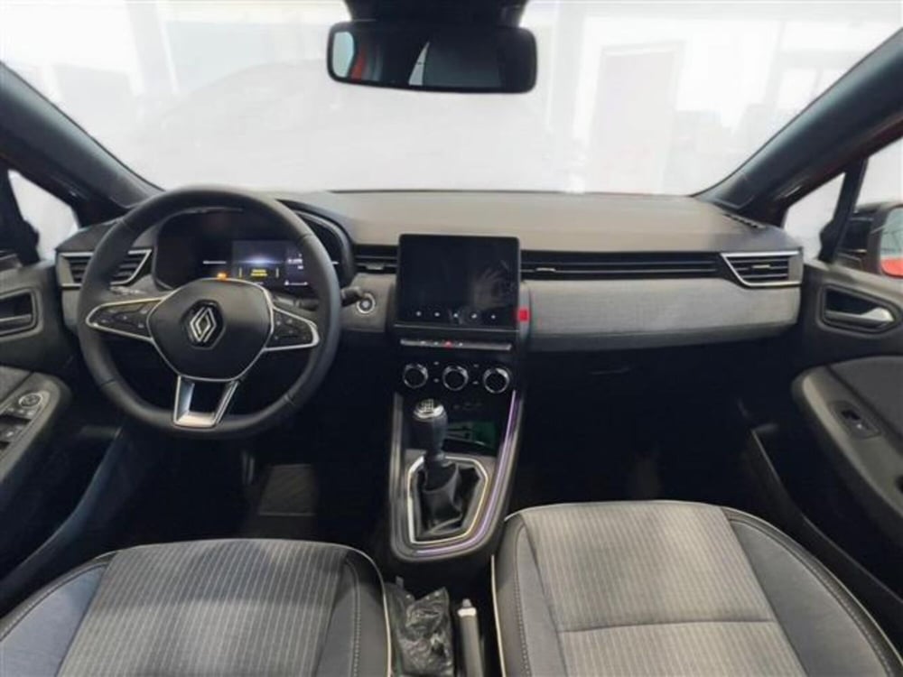 Renault Clio nuova a Livorno (10)