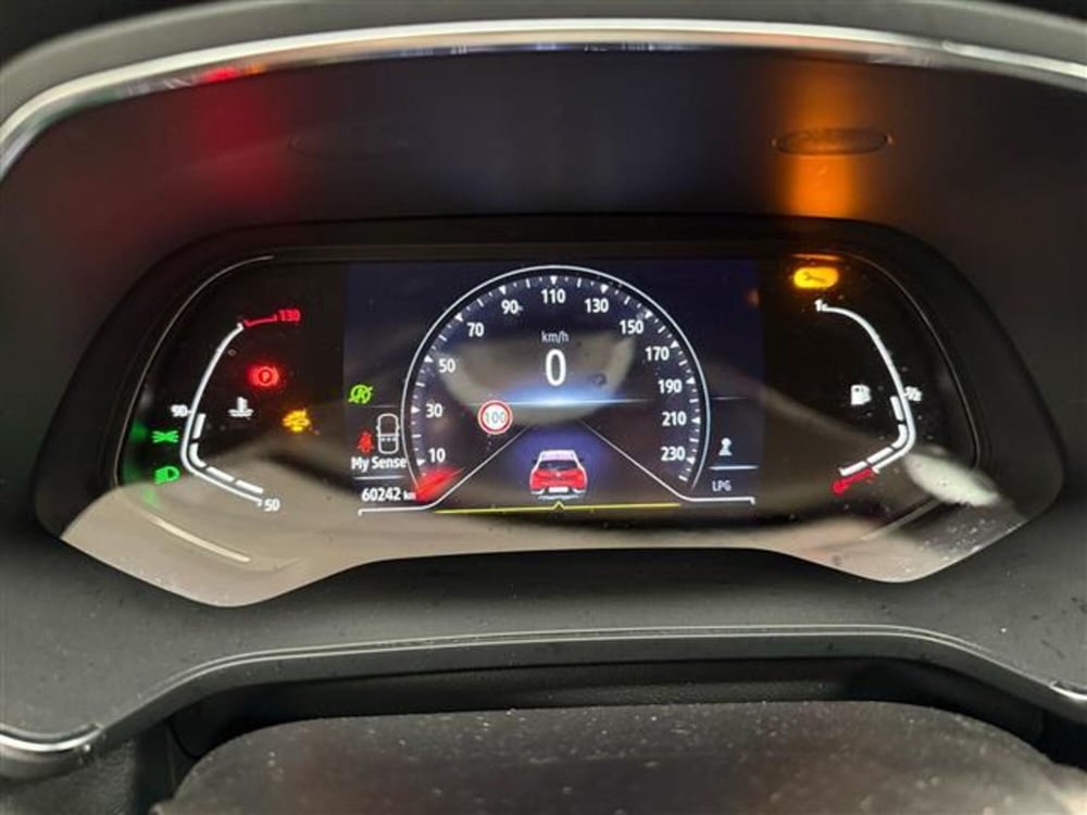 Renault Captur usata a Cremona (11)