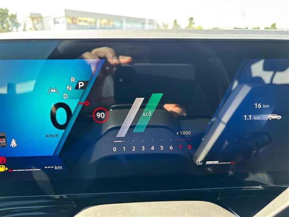 Renault Austral nuova a Pavia (14)
