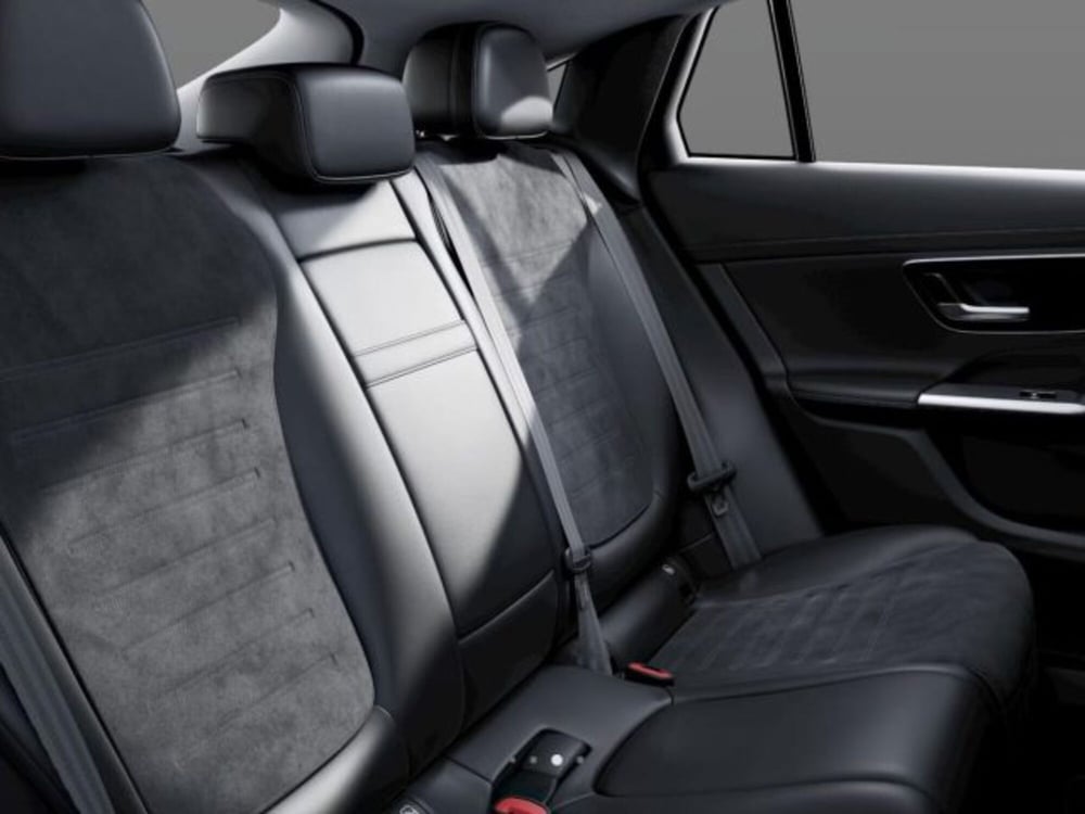 Mercedes-Benz GLC nuova a Verona (7)