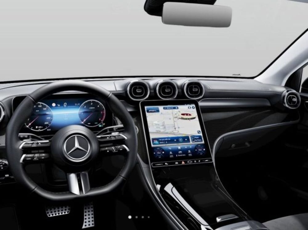 Mercedes-Benz GLC nuova a Verona (7)