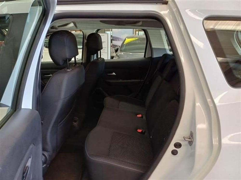 Dacia Duster usata a Cremona (7)