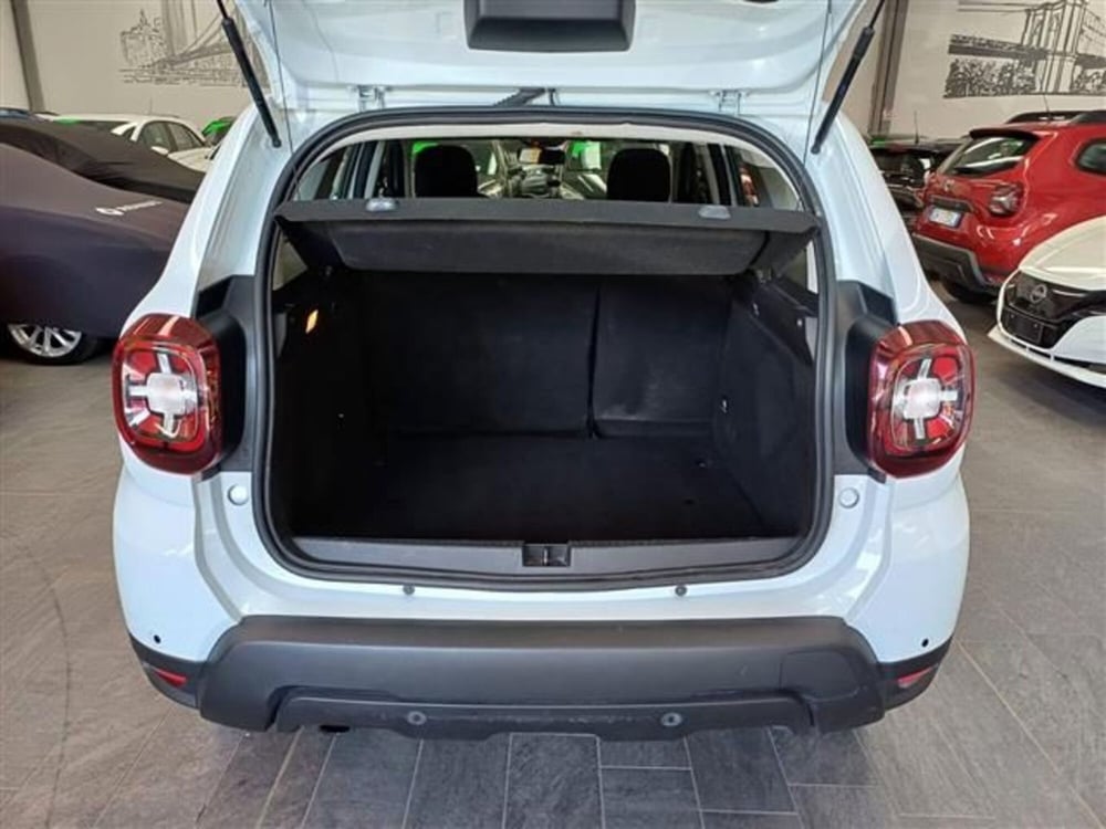 Dacia Duster usata a Cremona (8)