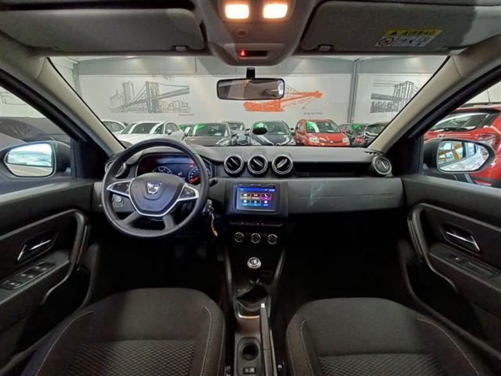 Dacia Duster usata a Cremona (9)