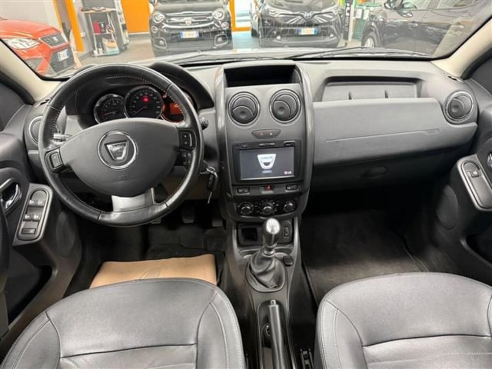 Dacia Duster usata a Cremona (9)