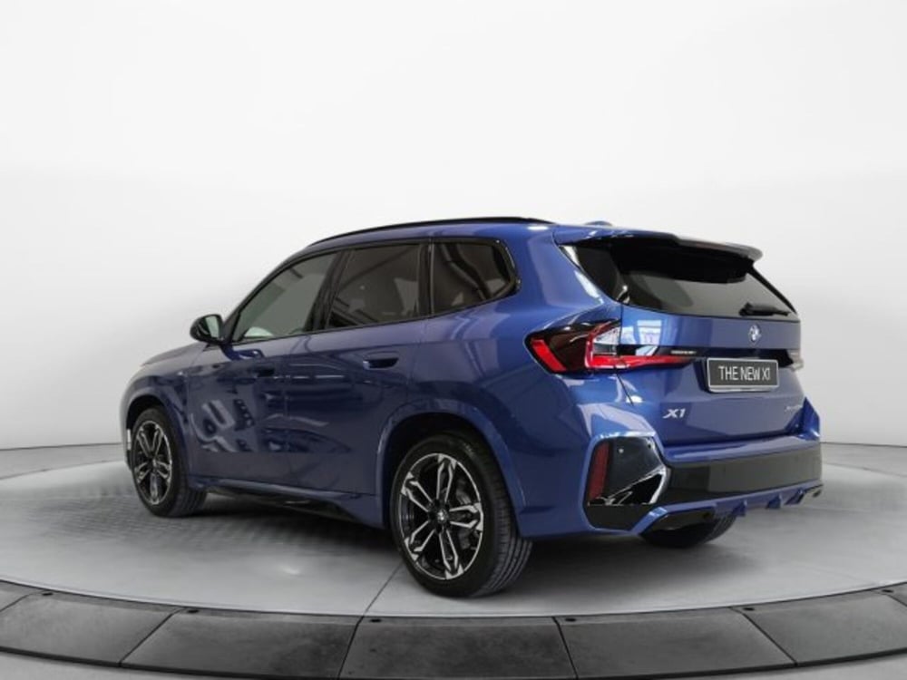 BMW X1 nuova a Modena (18)