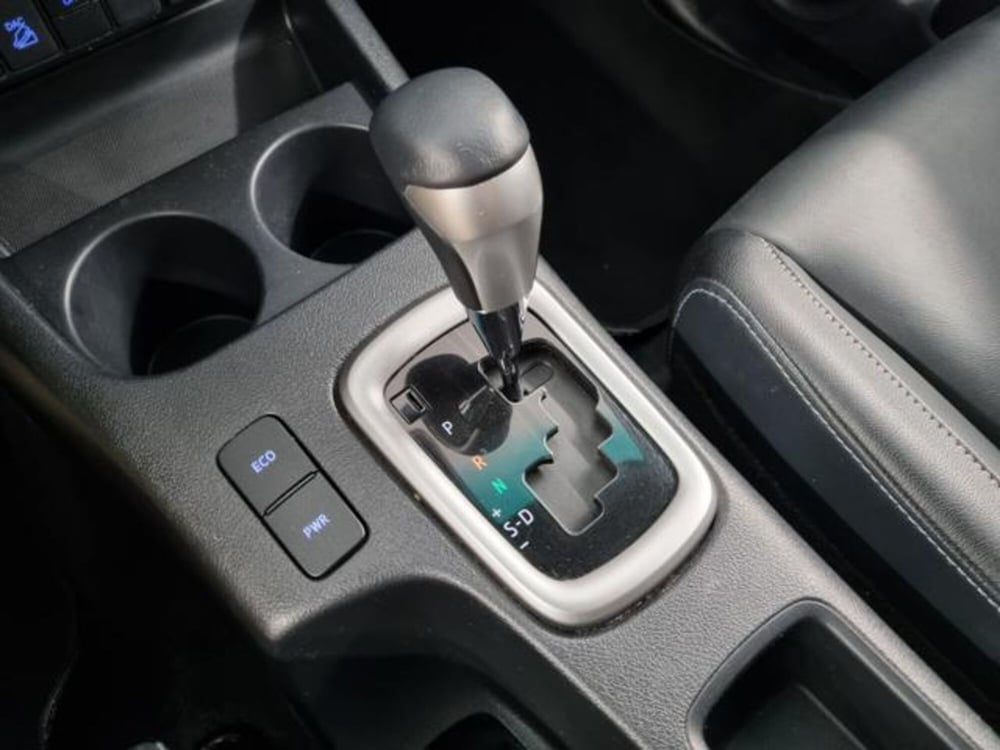 Toyota Hilux usata a Como (14)