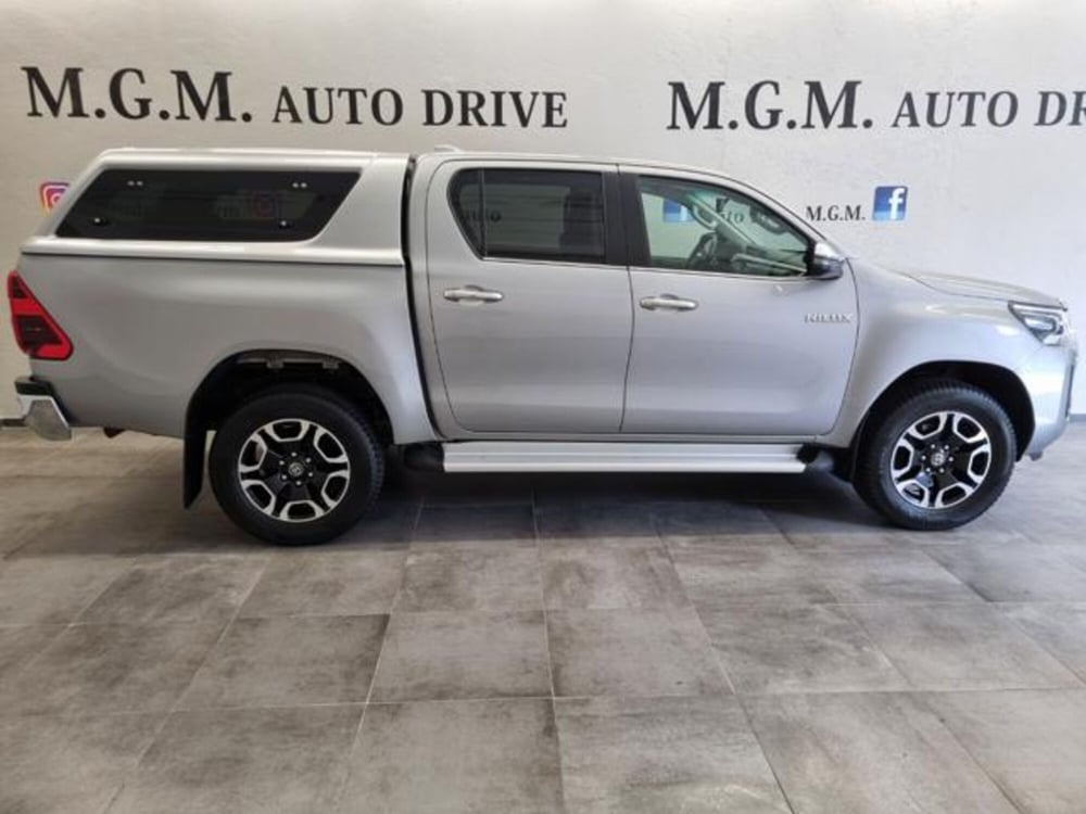 Toyota Hilux usata a Como (3)