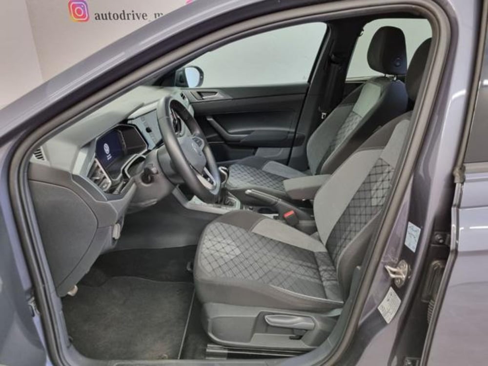 Volkswagen Taigo usata a Como (10)