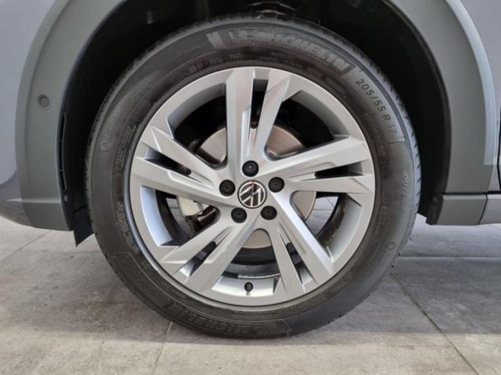 Volkswagen Taigo usata a Como (15)