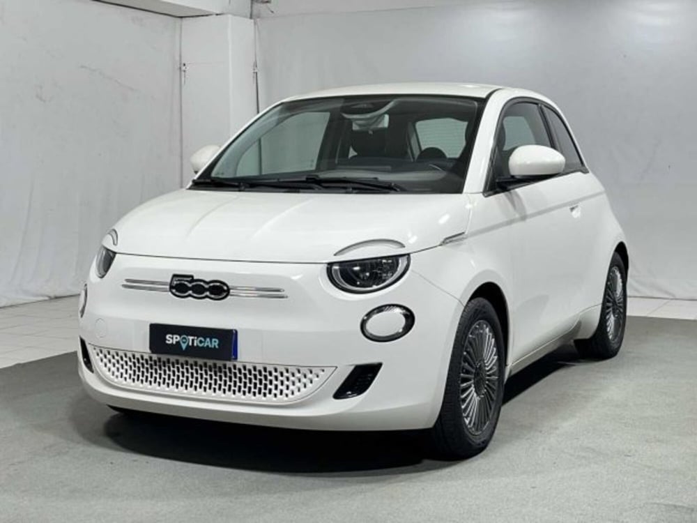 Fiat 500e nuova a Sondrio