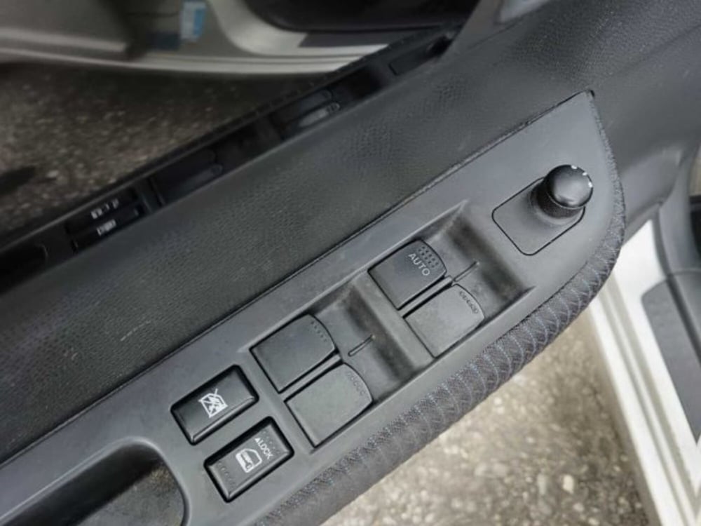 Suzuki Swift usata a Sondrio (13)