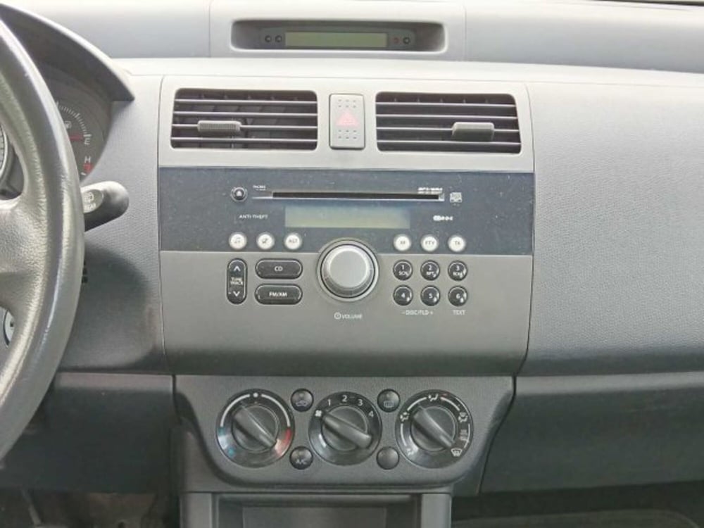 Suzuki Swift usata a Sondrio (19)