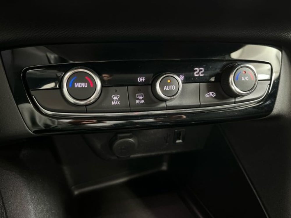 Opel Corsa-e usata a Verona (14)