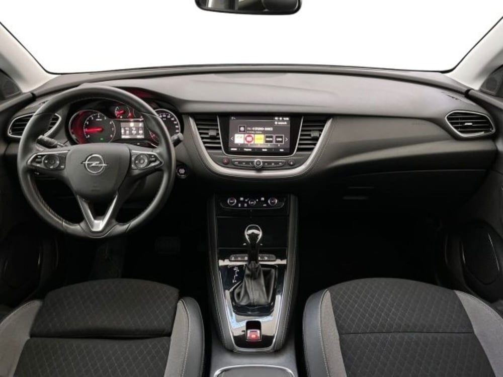 Opel Grandland X usata a Verona (9)
