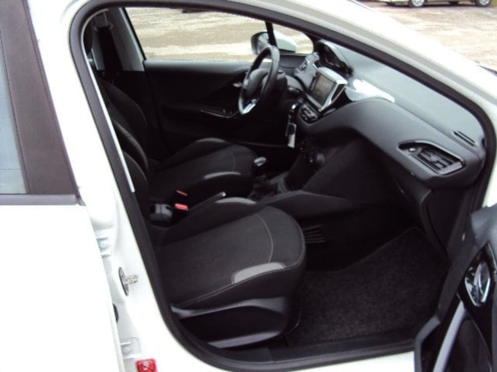 Peugeot 208 usata a Bologna (7)