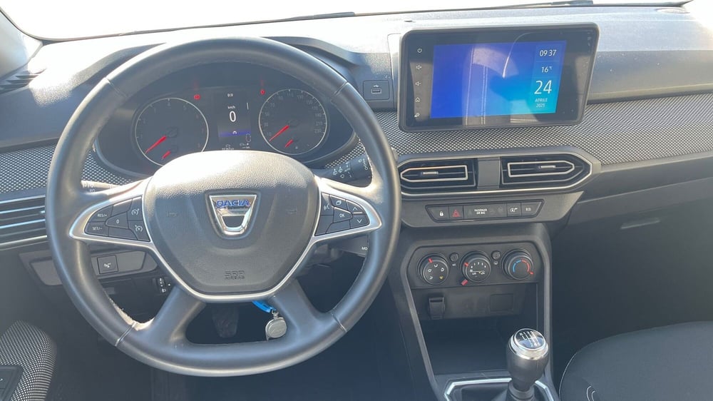 Dacia Sandero usata a Catania (12)