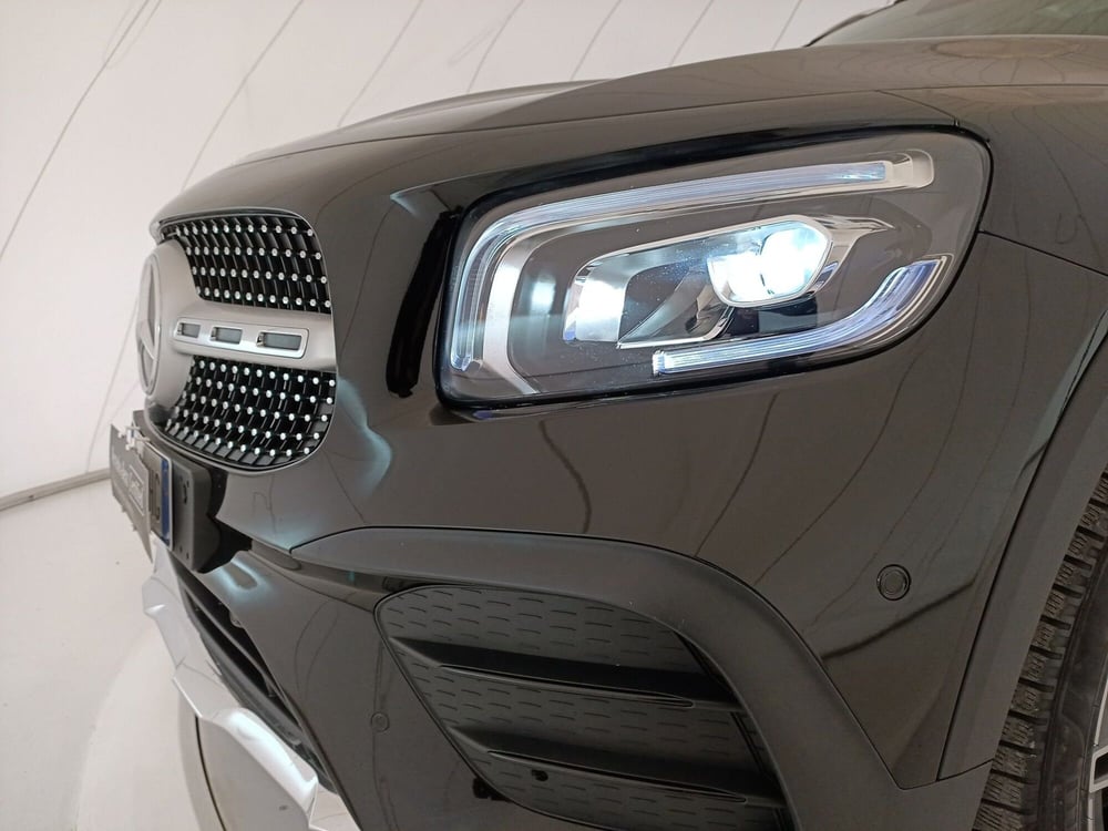 Mercedes-Benz GLB usata a Bari (11)