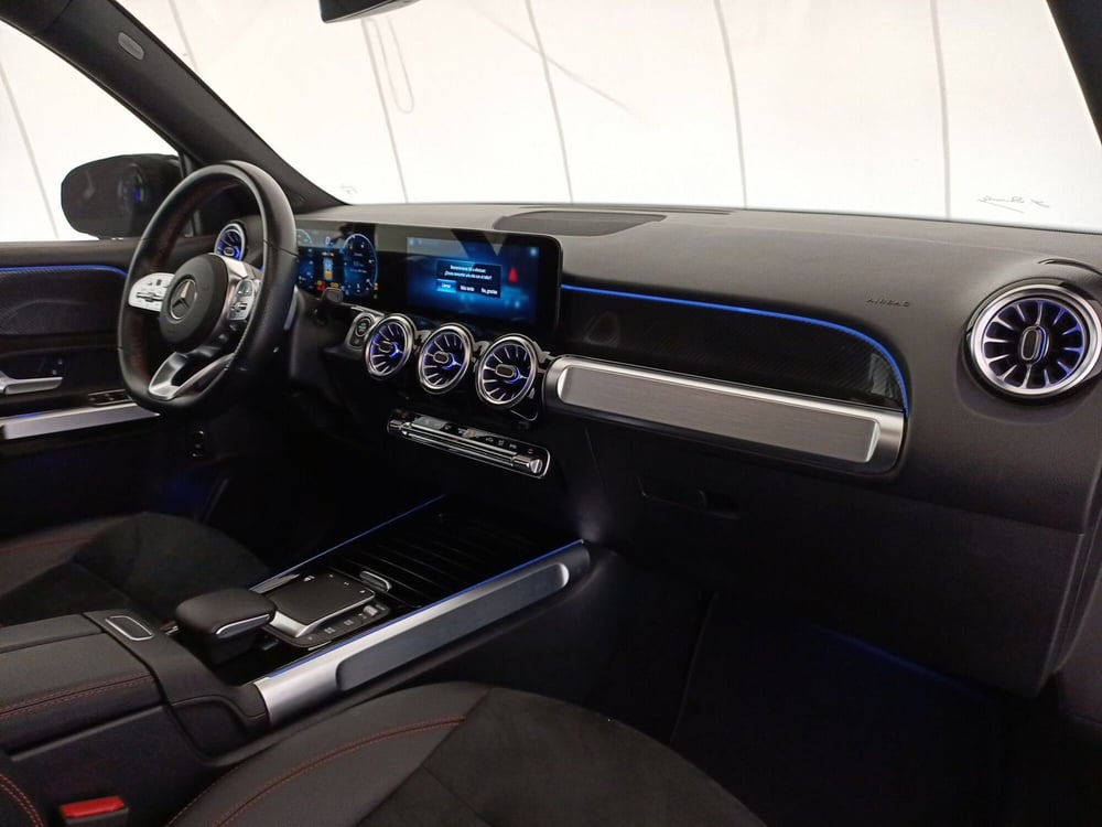Mercedes-Benz GLB usata a Bari (7)