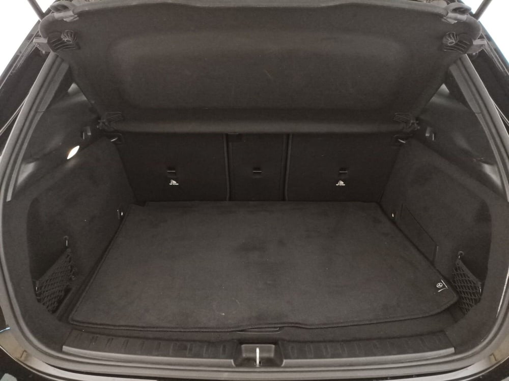 Mercedes-Benz GLA SUV usata a Bari (13)