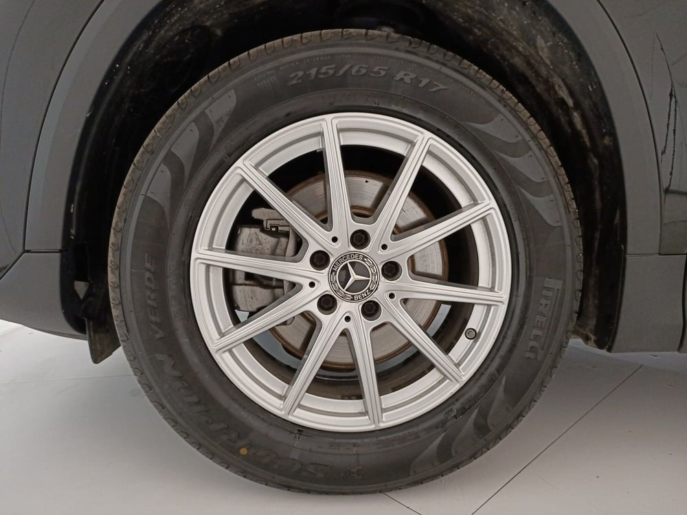 Mercedes-Benz GLA SUV usata a Bari (14)