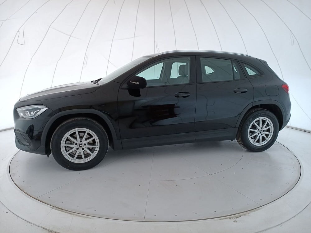 Mercedes-Benz GLA SUV usata a Bari (2)